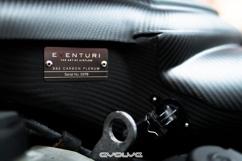 Load image into Gallery viewer, Eventuri BMW E9X M3 (S65) Black Carbon Inlet Plenum - Matte

