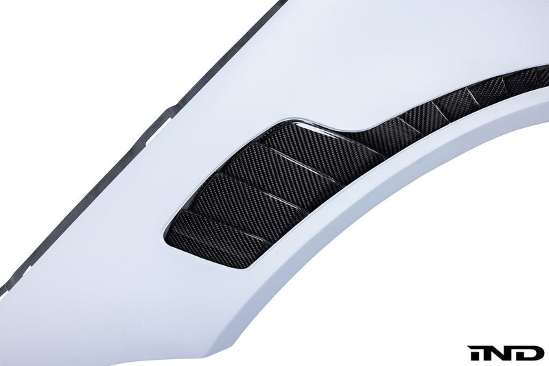 Load image into Gallery viewer, Karbonius E92 M3 Carbon Vented Fender Set
