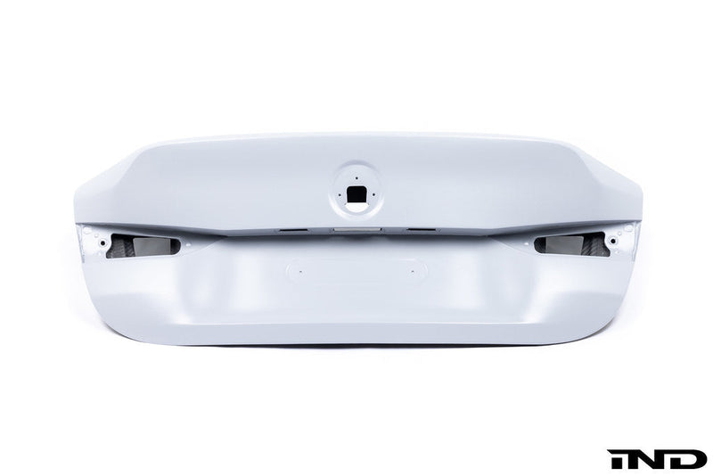 Load image into Gallery viewer, Karbonius G82 M4 Carbon CSL Trunk Lid
