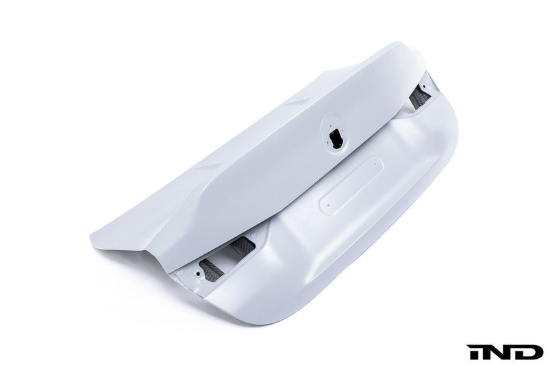 Load image into Gallery viewer, Karbonius G82 M4 Carbon CSL Trunk Lid
