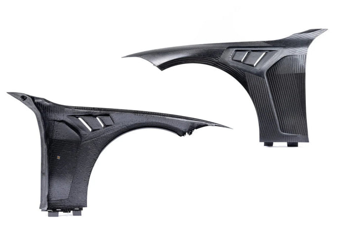 Alpha-N G8X M3 / M4 Carbon Vented Front Fender Set