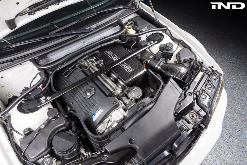 Load image into Gallery viewer, Karbonius E46 M3 (S54) Carbon Airbox - OEM Style
