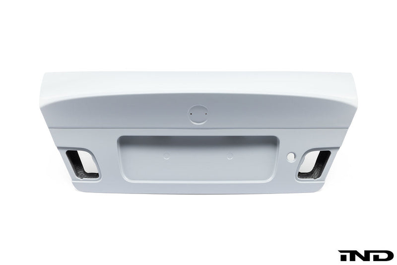 Load image into Gallery viewer, Karbonius E46 M3 CSL Carbon Trunk Lid

