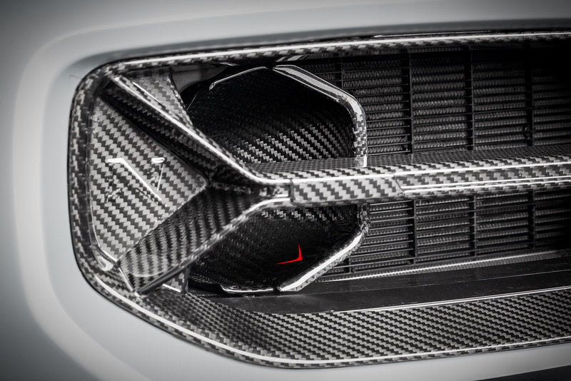 Load image into Gallery viewer, Eventuri BMW G87 M2 Black Carbon Intake Scoop Set
