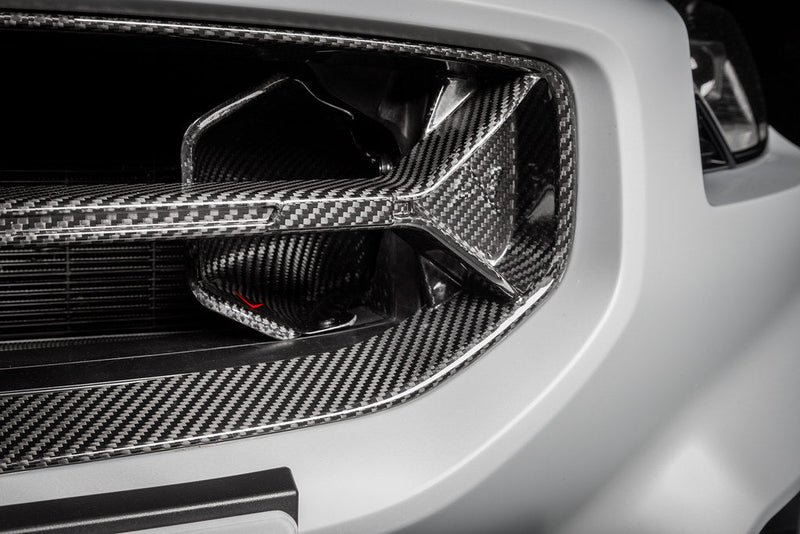 Load image into Gallery viewer, Eventuri BMW G87 M2 Black Carbon Intake Scoop Set
