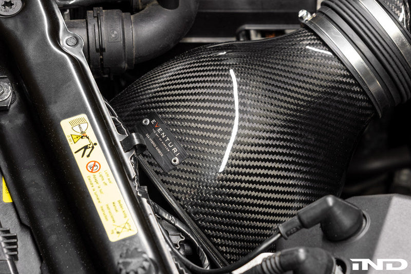 Load image into Gallery viewer, Eventuri E46 M3 Hybrid Carbon Airbox System
