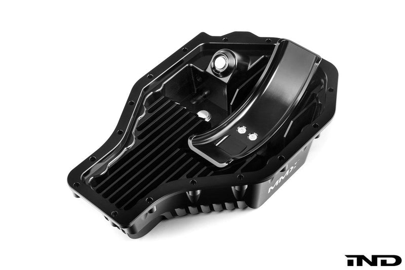 Load image into Gallery viewer, MMX Performance G8X M2 / M3 / M4 High-Capacity Baffled Differential Sump / Oil Pan

