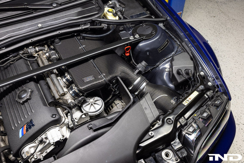 Load image into Gallery viewer, Eventuri E46 M3 Hybrid Carbon Airbox System
