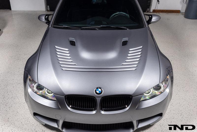 Load image into Gallery viewer, Karbonius E92 M3 Carbon Vented Hood
