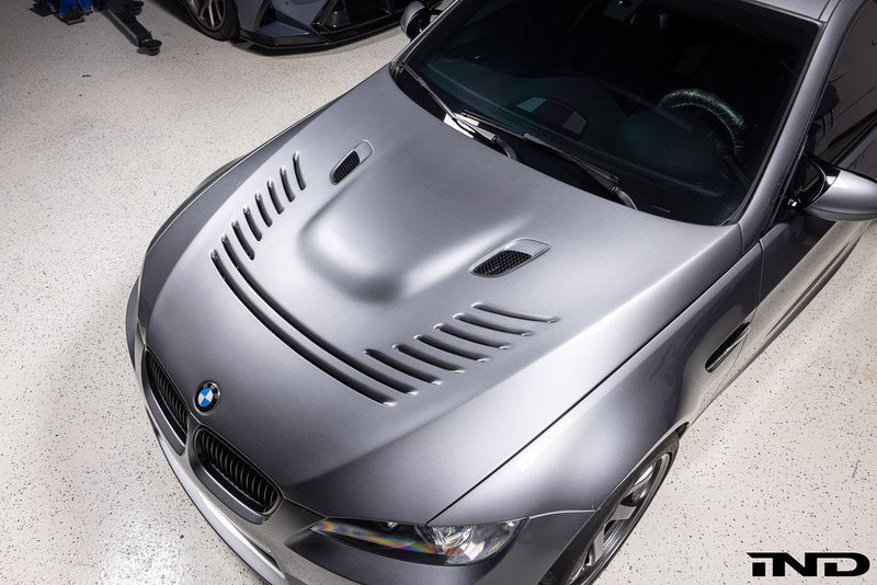 Load image into Gallery viewer, Karbonius E92 M3 Carbon Vented Hood
