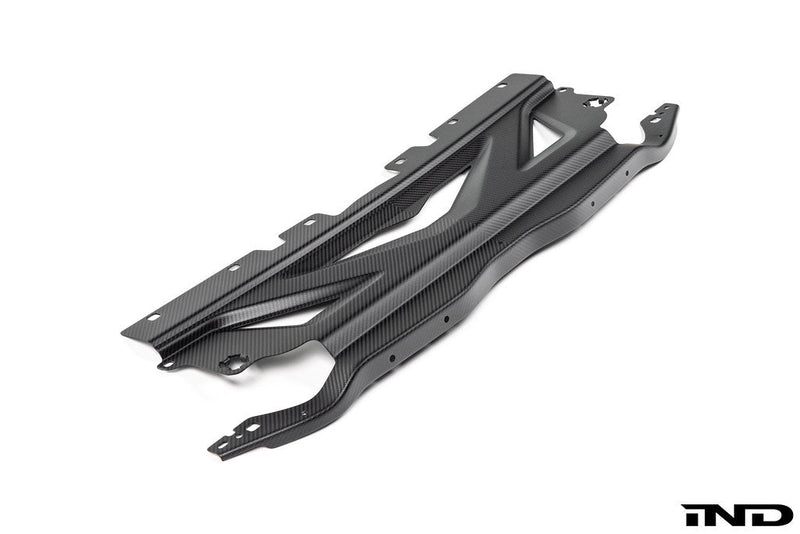 Load image into Gallery viewer, Karbonius G8X M2 / M3 / M4 CSL Carbon Cooling Shroud Cover
