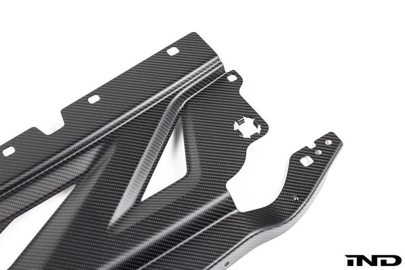 Load image into Gallery viewer, Karbonius G8X M2 / M3 / M4 CSL Carbon Cooling Shroud Cover
