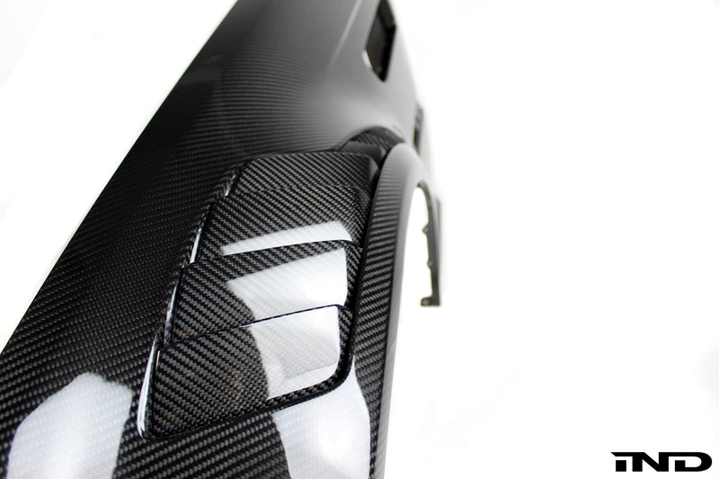 Load image into Gallery viewer, Karbonius E46 M3 Carbon Vented Fender Set
