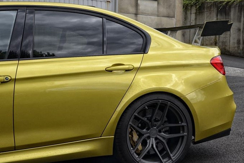 Load image into Gallery viewer, Karbonius F8X M3 / M4 Carbon Rear Wing - Stage 1
