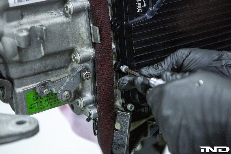 Load image into Gallery viewer, Fall-Line Motorsports Aluminum BMW DCT Hydraulics Cover
