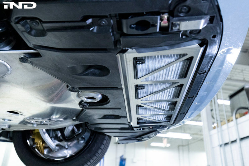 Load image into Gallery viewer, Fall-Line Motorsports G8X M2 / M3 / M4 Oil Cooler Guard
