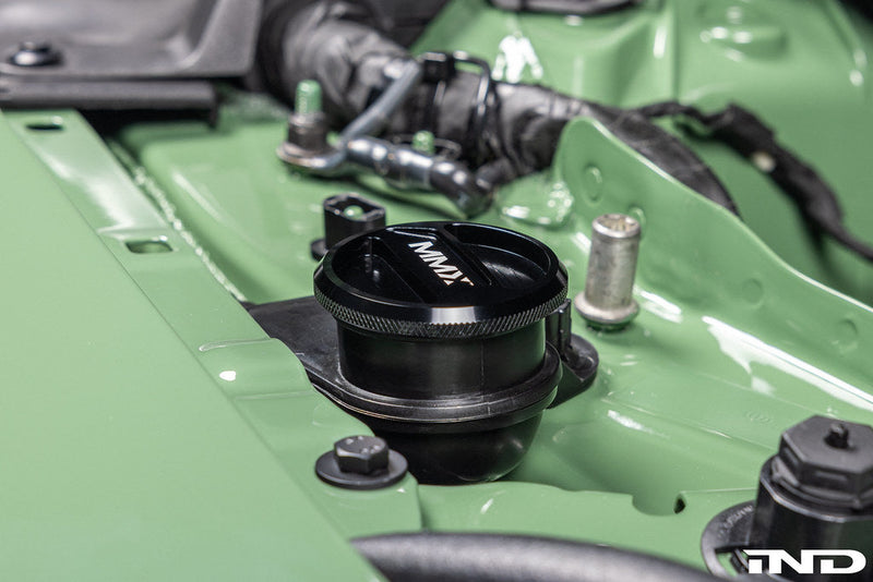 Load image into Gallery viewer, MMX Performance BMW G-Series Washer Fluid Filler Cap
