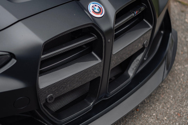 Load image into Gallery viewer, TREVORA G8X M3 / M4 Pre-Preg Carbon Fiber Foam Crash Bar Cover
