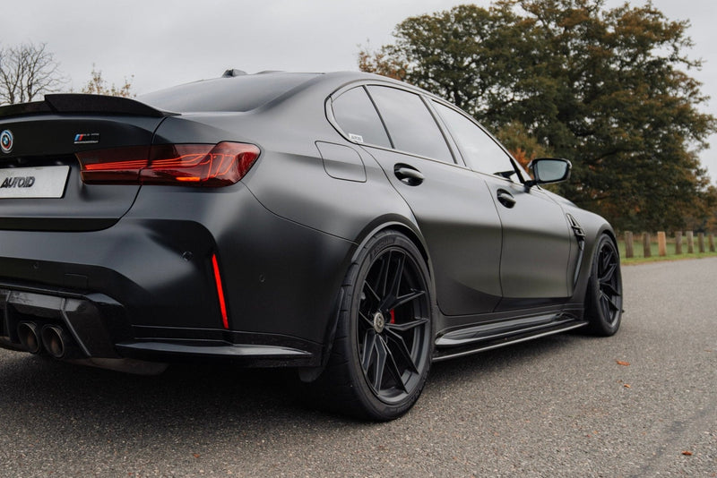 Load image into Gallery viewer, TREVORA G80 M3 Pre-Preg Carbon Fiber PR-1 Side Skirts

