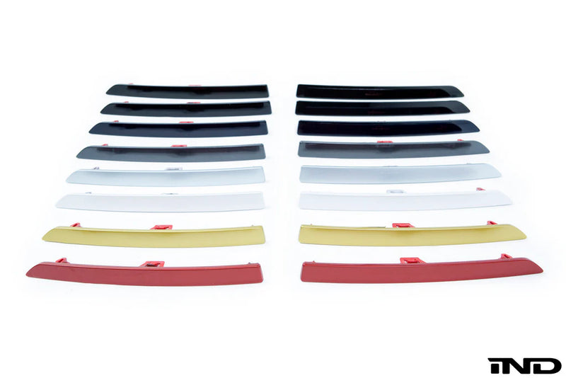 Load image into Gallery viewer, IND F8X M3 / M4 Painted Rear Reflector Set
