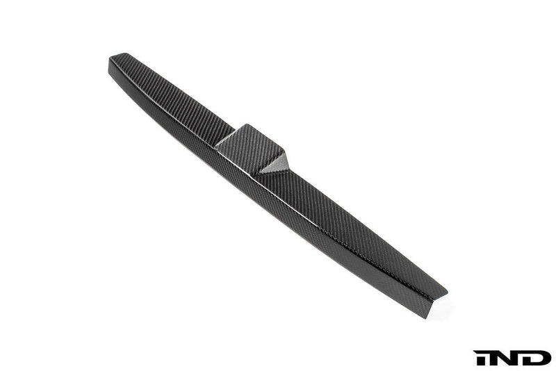 Load image into Gallery viewer, TREVORA G8X M3 / M4 Pre-Preg Carbon Fiber Foam Crash Bar Cover
