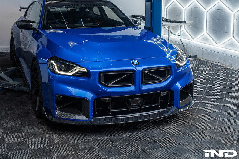 Load image into Gallery viewer, TREVORA G87 M2 Carbon Front Splitter with Winglets
