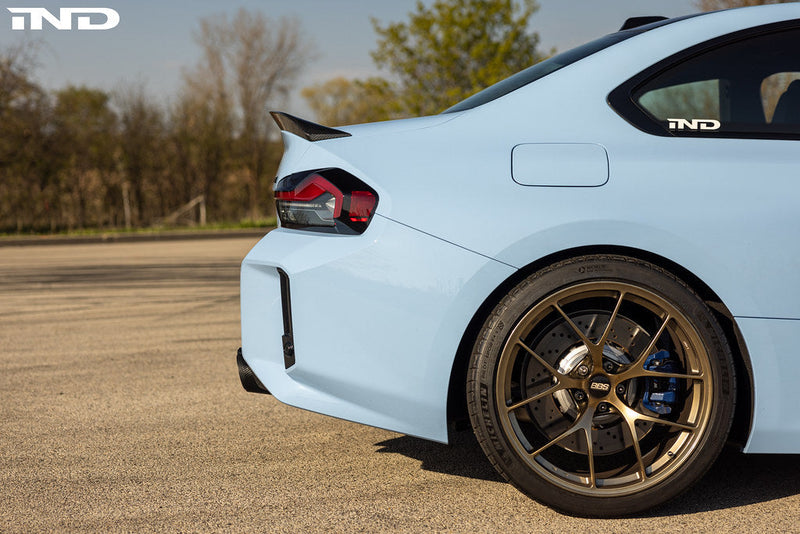 Load image into Gallery viewer, TREVORA G87 M2 Carbon ID-01 Rear Spoiler

