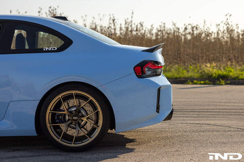 Load image into Gallery viewer, TREVORA G87 M2 Carbon ID-01 Rear Spoiler
