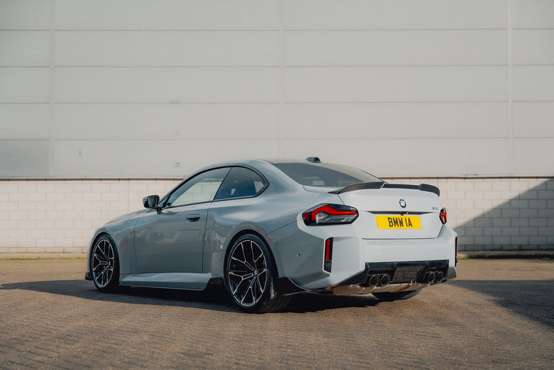 Load image into Gallery viewer, TREVORA G87 M2 Carbon ID-01 Rear Spoiler
