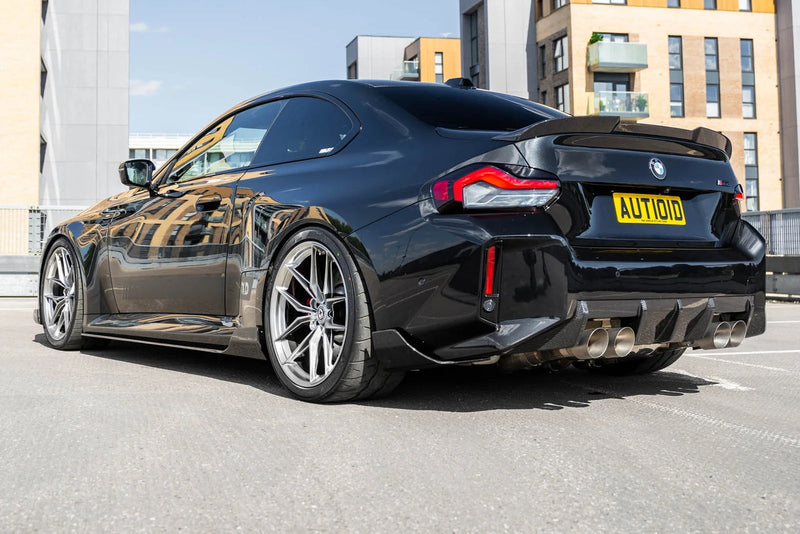 Load image into Gallery viewer, TREVORA G87 M2 Carbon Rear Bumper Winglet Set
